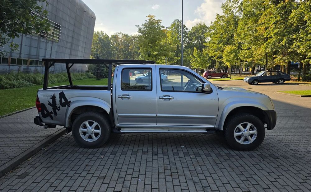Isuzu D-Max