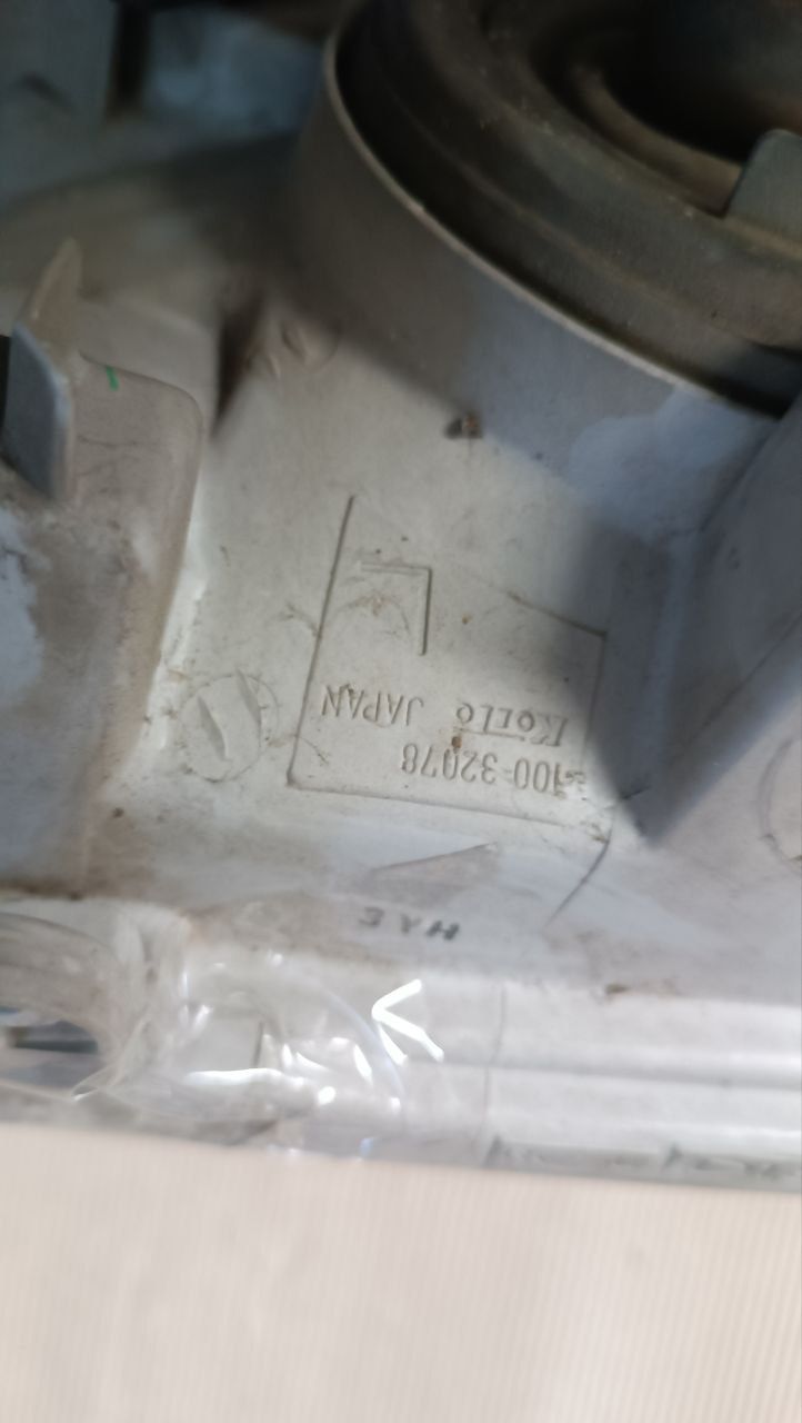 Фари передні Suzuki Grand Vitara 1 1998-2005