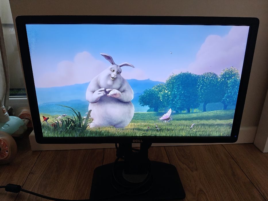 HP monitor U2312MHt - przebarwienia