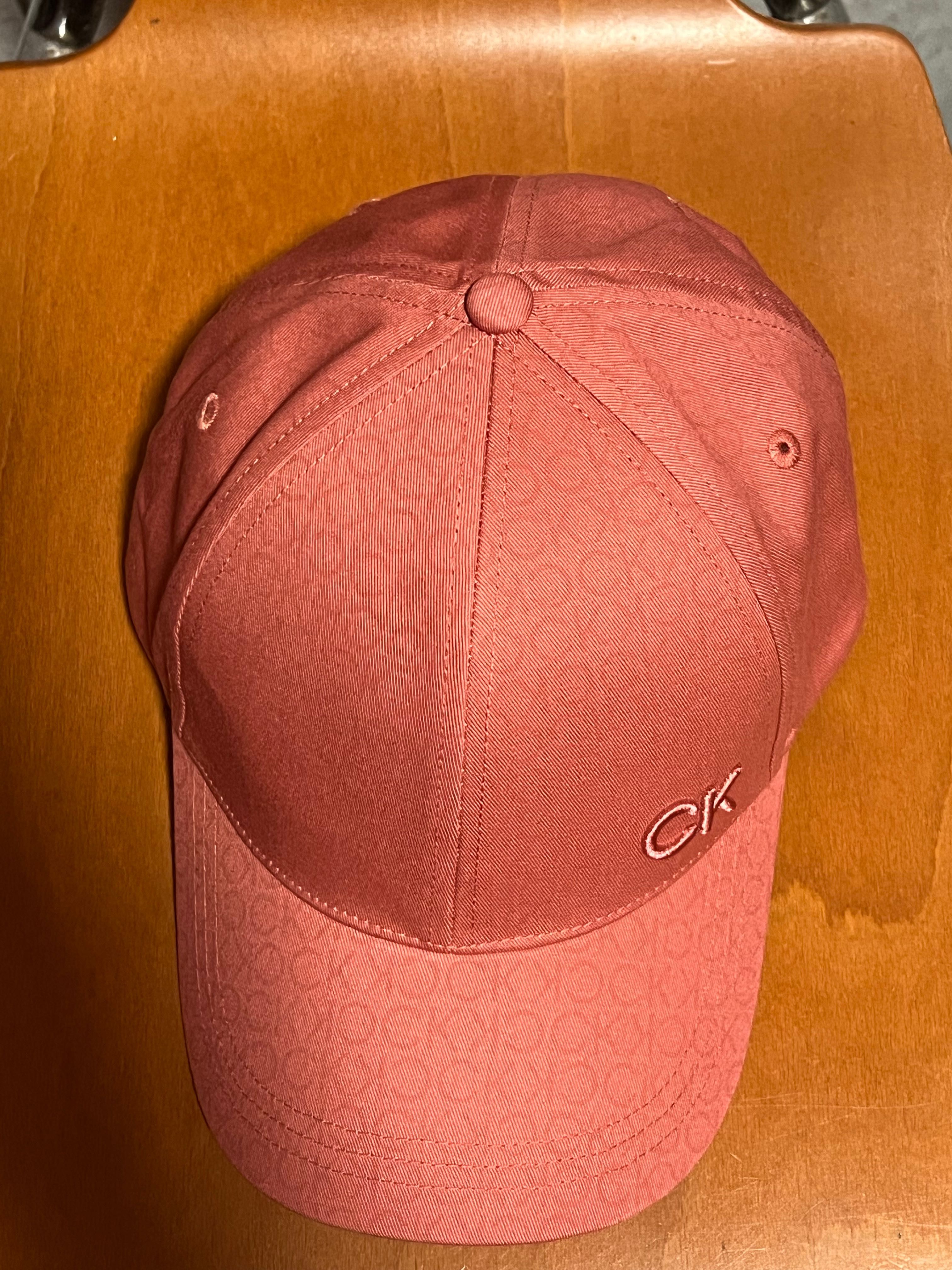 Calvin Klein czapka z daszkiem