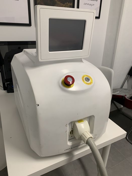 Máquina de depilação a laser tripla onda