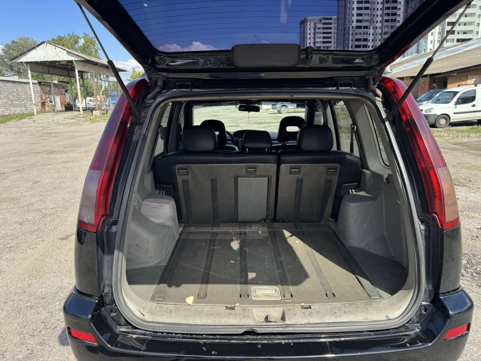Nissan X-Trail 2005рік 2,2дизель повний привід 4х4