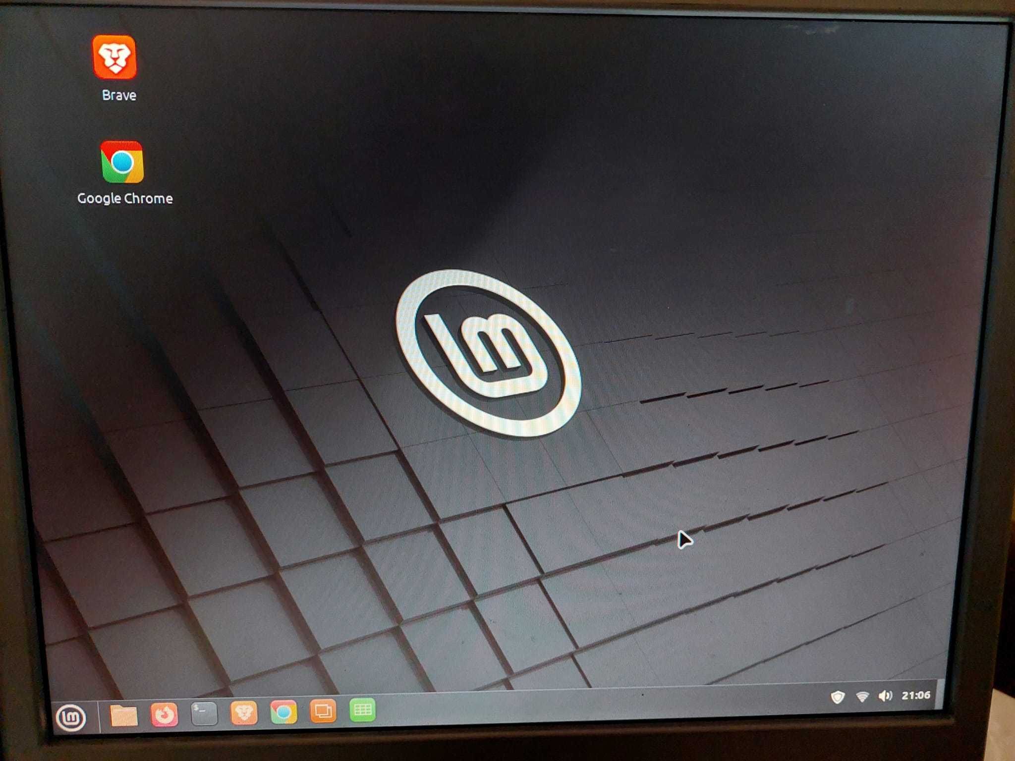 Computador Secretária DELL Optiplex 330 Ótimo Estado LEIA A DESCRIÇÃO