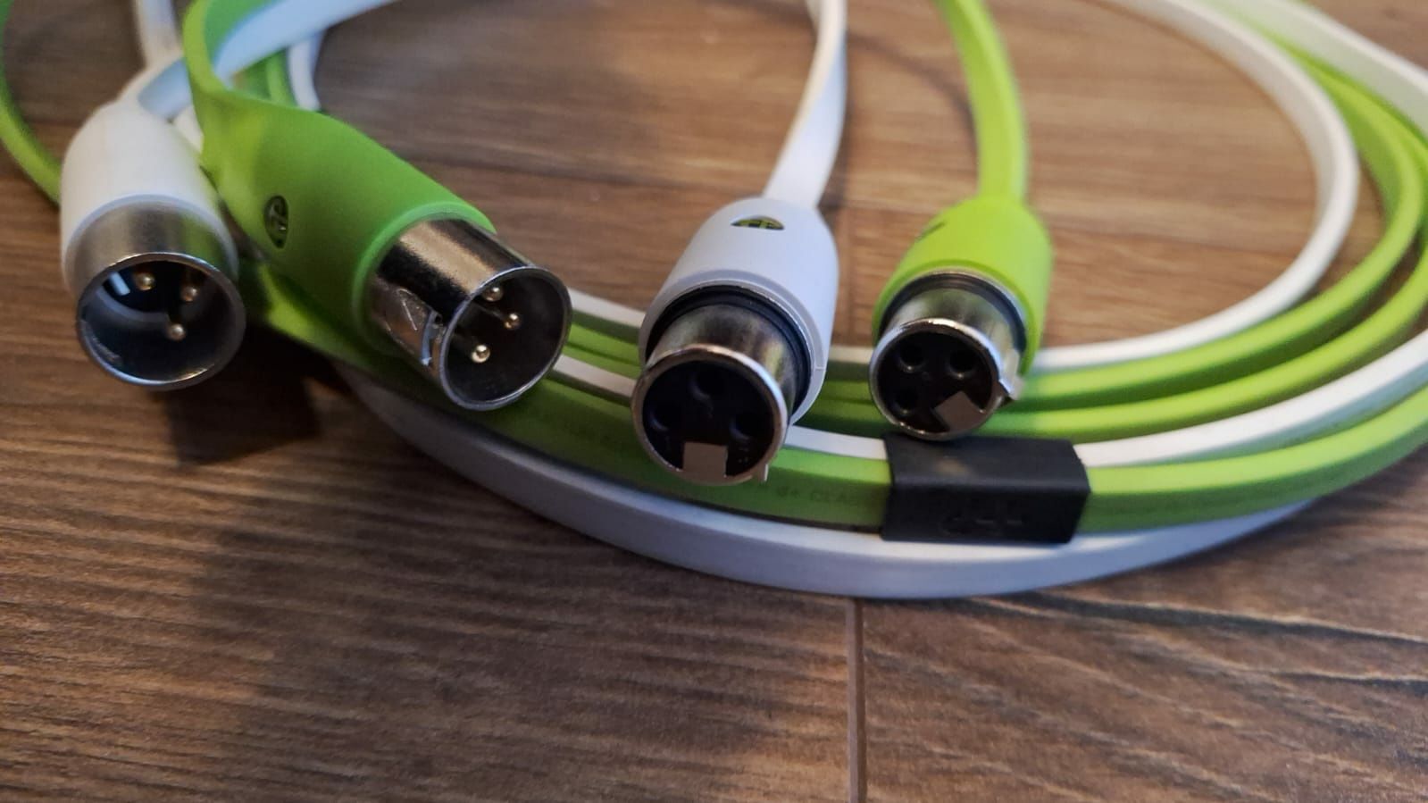 Kable studyjne NEO Oyaide Elec. d+ XLR ( 2x XLR M - 2x XLR F ) 3m