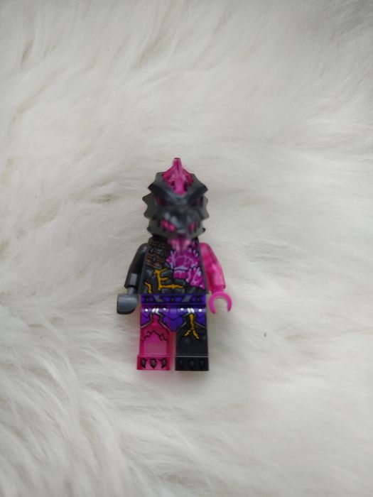 Figurka lego ninjago strażnik Vengestonu