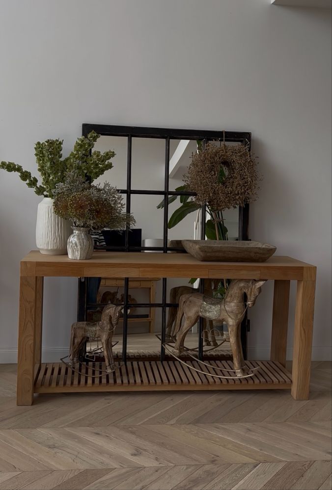 Konsola z drewna teak