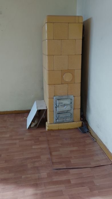 Piec kaflowy           llll