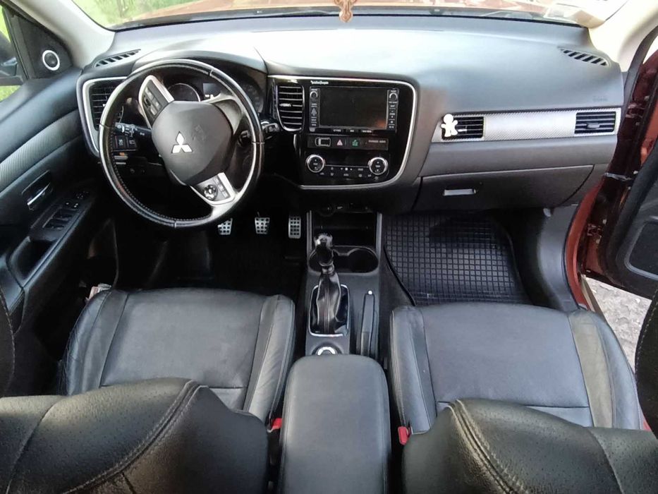 Mitsubishi outlander