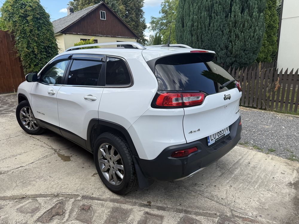 Jeep cherokee 3.2 benzyna limited 4x4