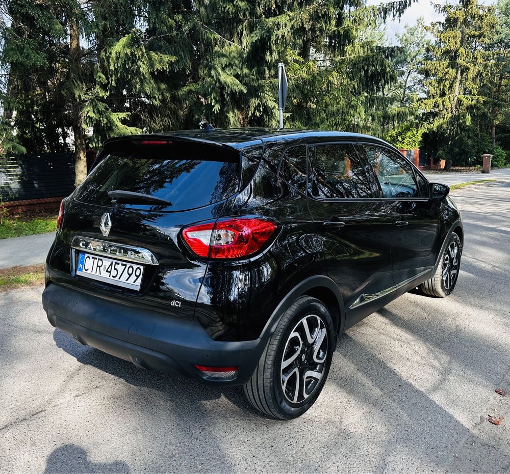 Renault Captur / Piękny / Bogato Wypos / Navi