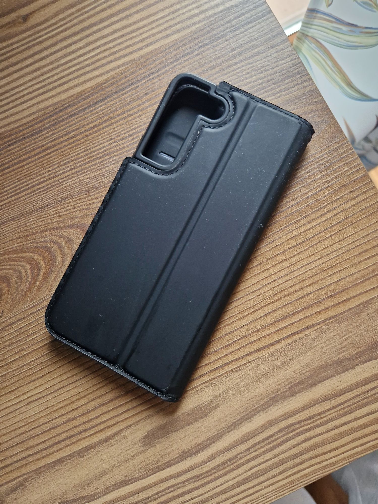 Etiu z klapką do Samsung s22