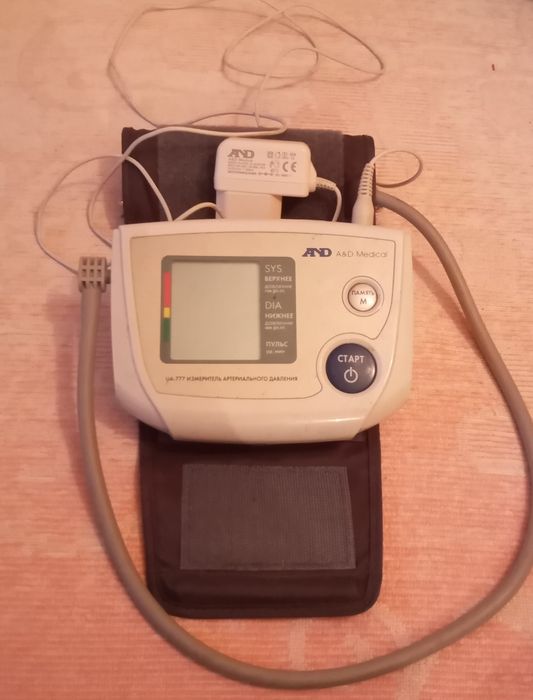 Тонометр-автомат And UA-777 Япония Танометр