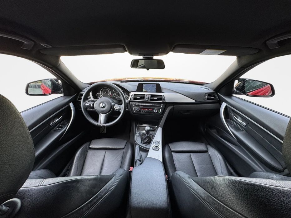 BMW 318 d Touring Pack M