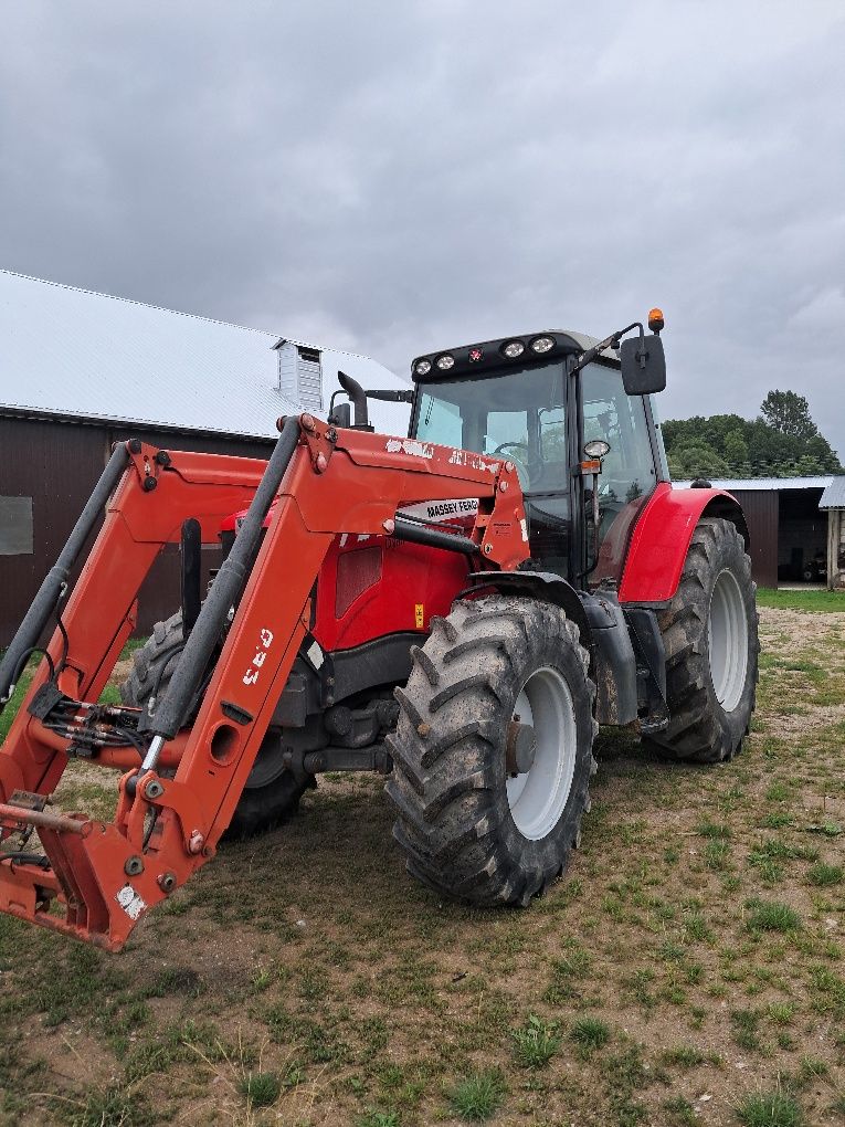 Massey ferguson 6465 z orginalnym Turem wystawiam fakturę VAT