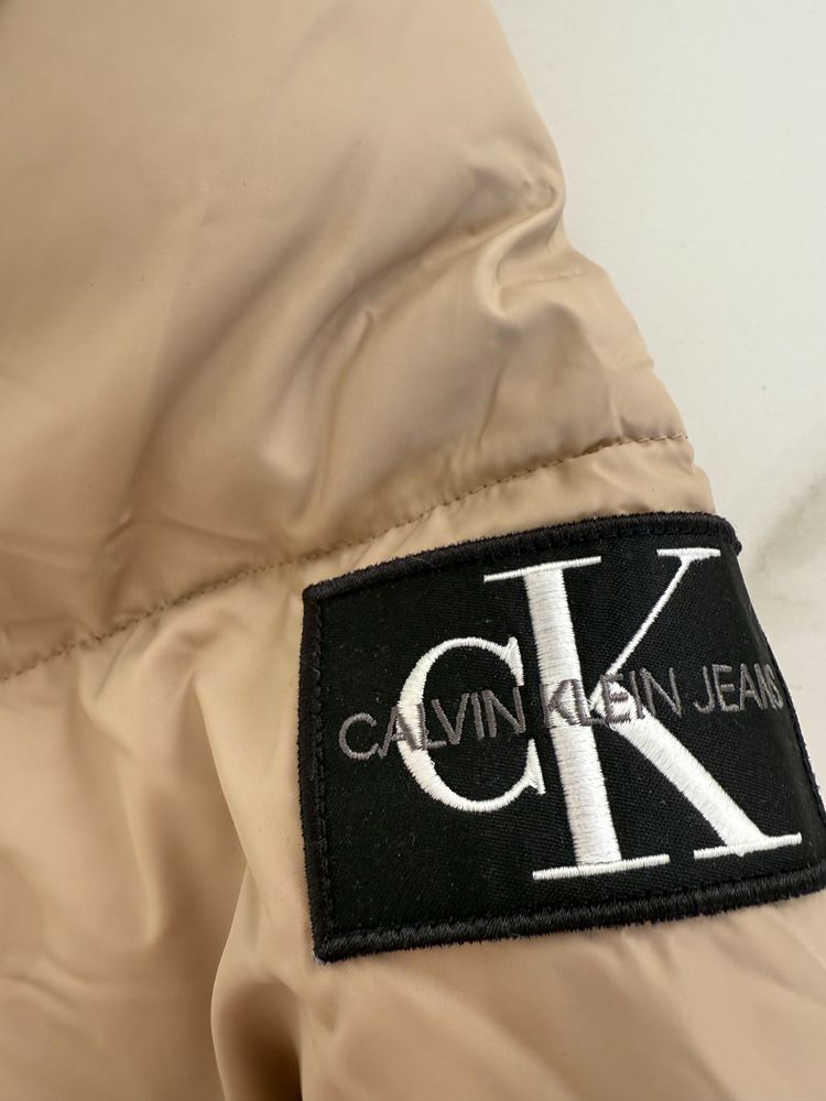Beżowa zimowa kurtka Calvin Klein Jesns Essentials XXL