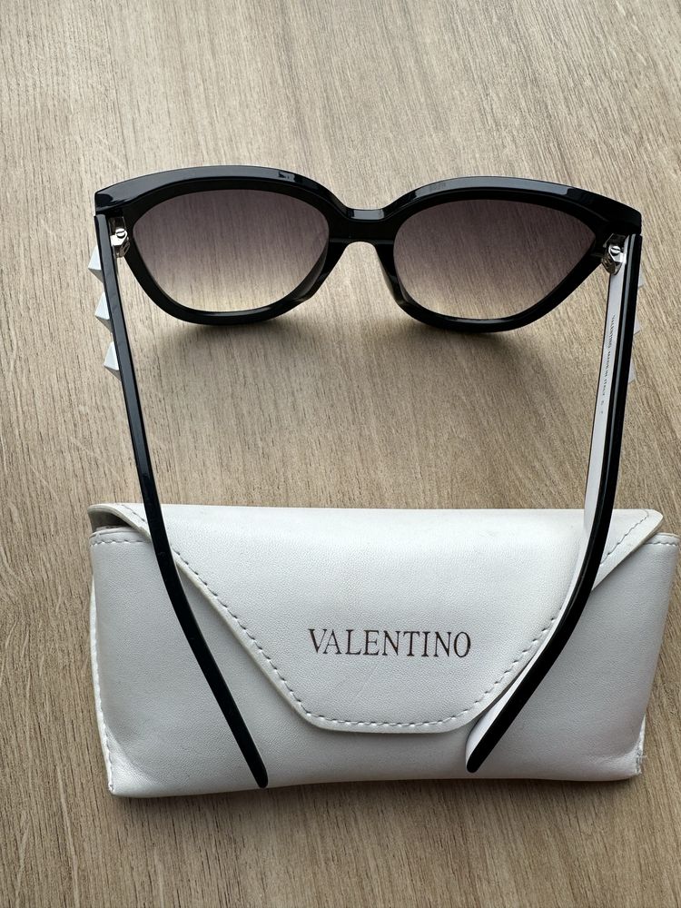 Okulary valentino czarne