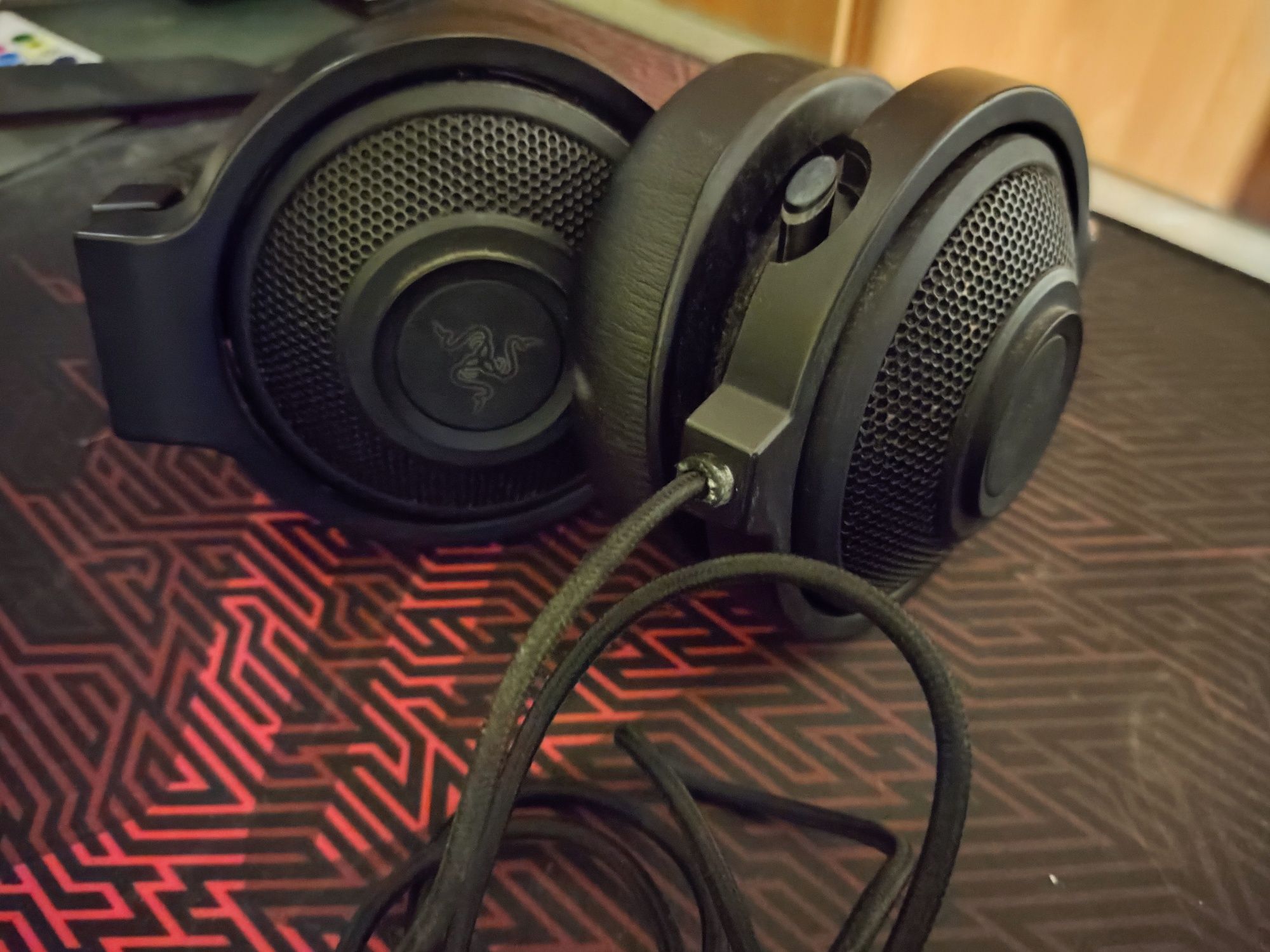 Headset Razer Chroma 7.1 hyperx cloud 2