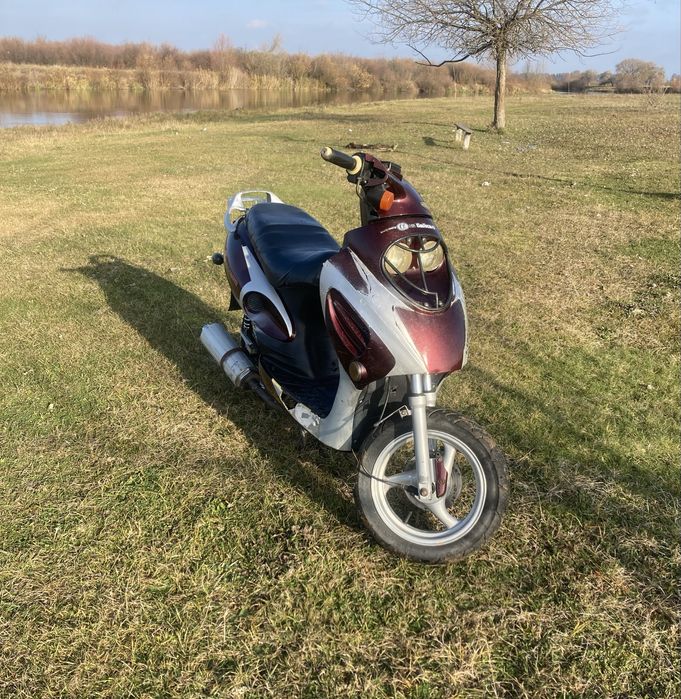 Продам скутерка в дуже гсрному стані