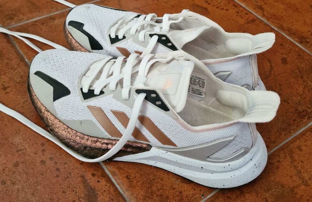 Ténis Adidas Originais tamanho 37,5