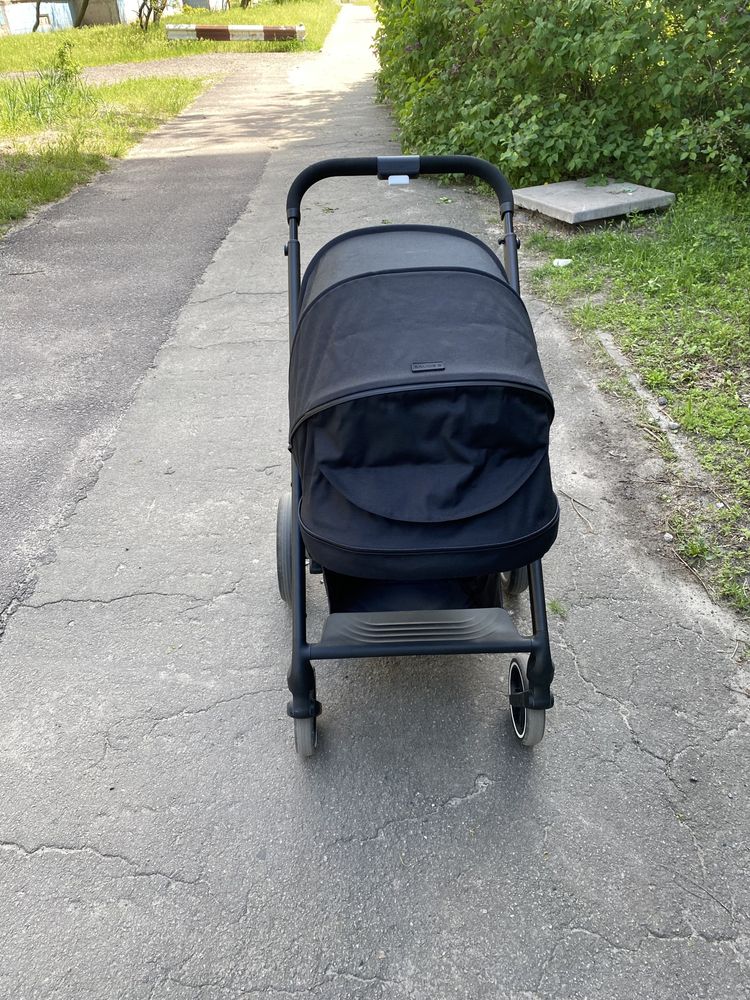 Коляска Cybex Balios S Lux 2 в 1 Moon Black
