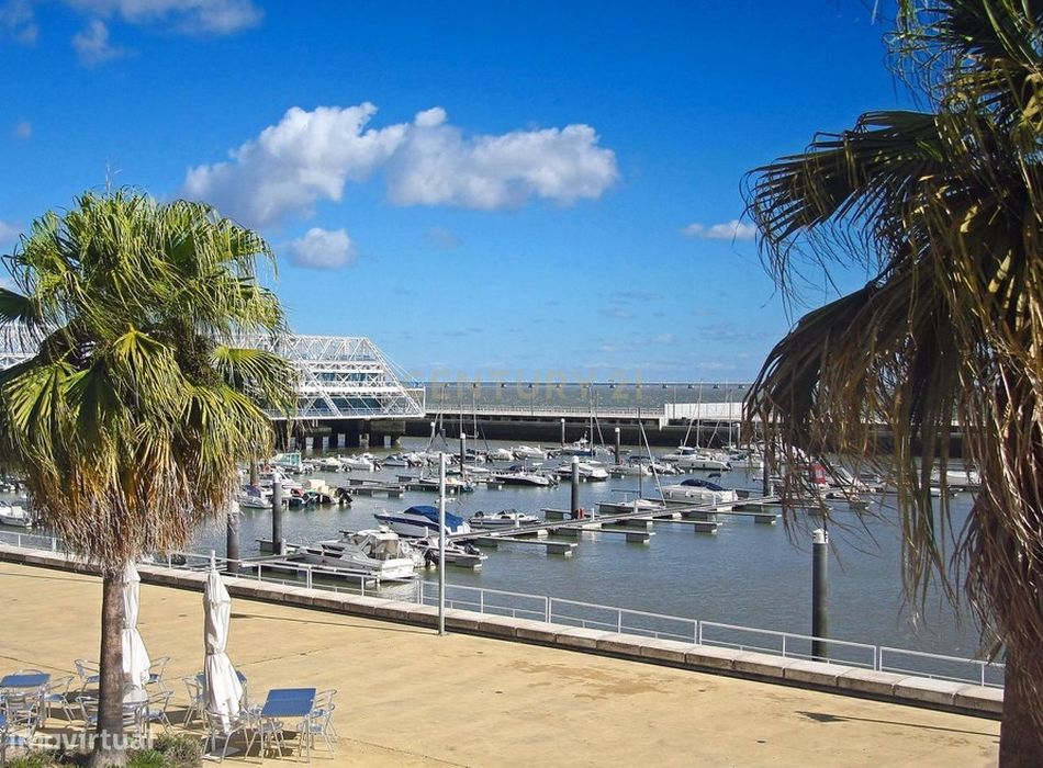 Loja- Restaurante/Bar na Marina do Parque das Nações