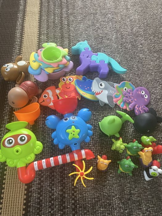 Іграшки для купання, ванни