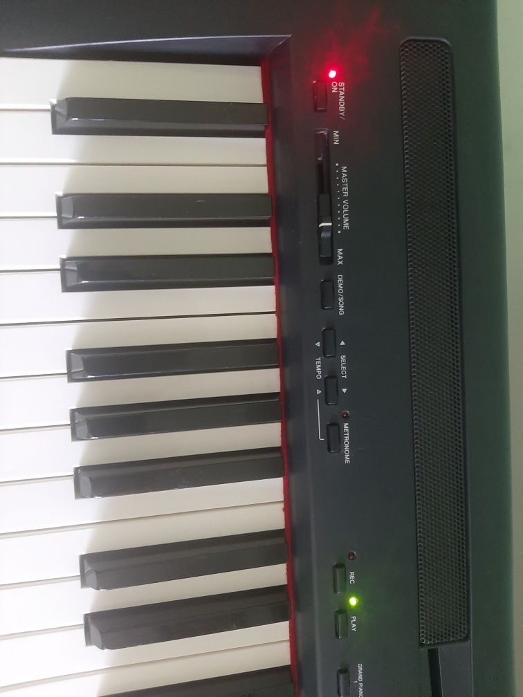 Цифрове піаніно Yamaha P- 85