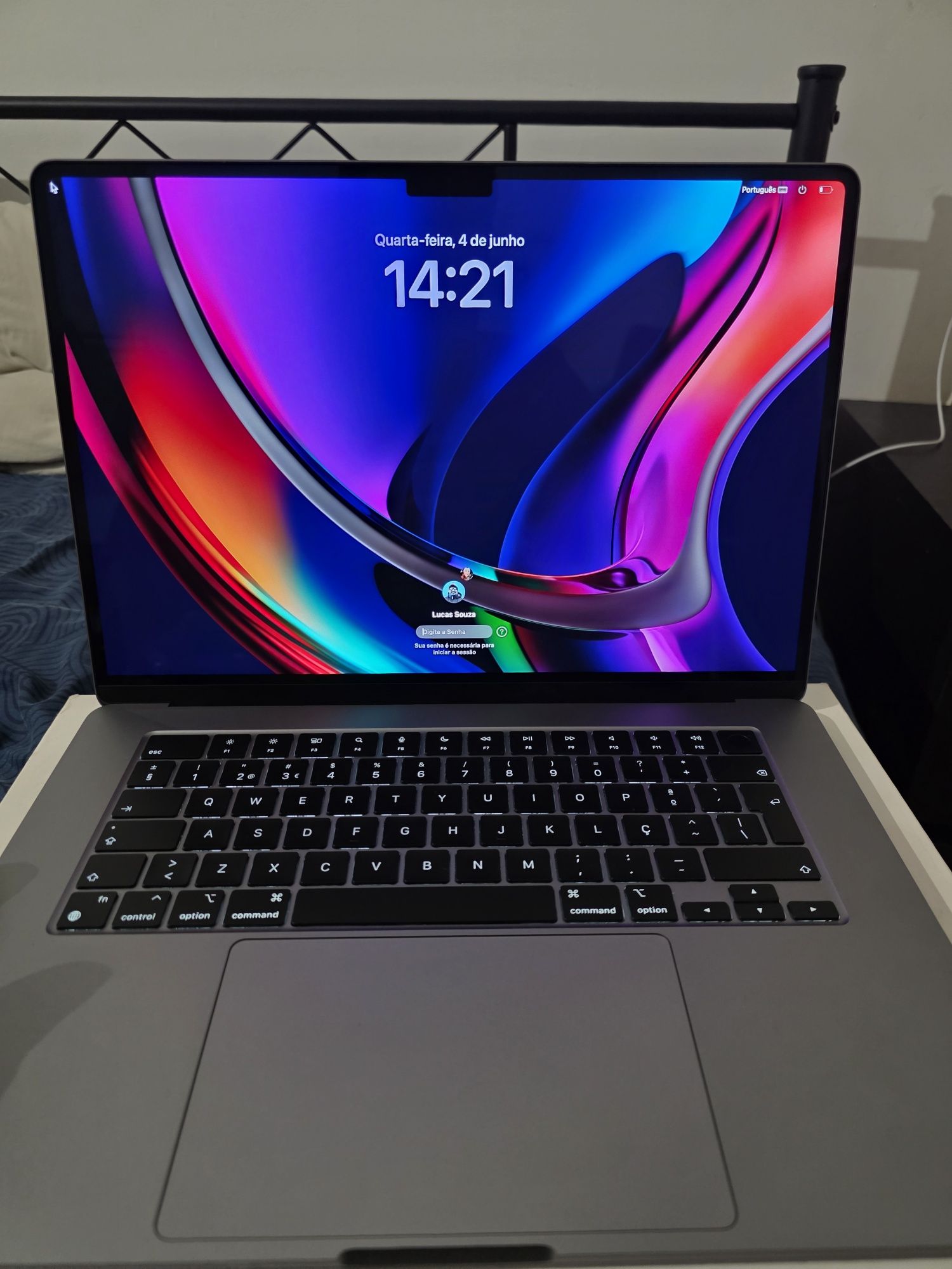 Macbook air M2 15 polegadas impecável