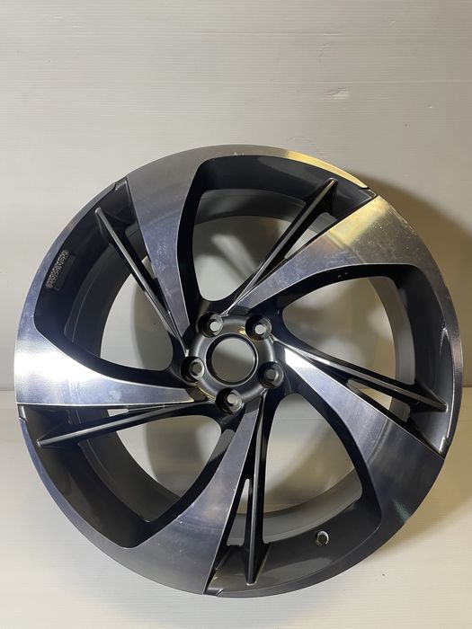 1x Felga Irmscher 20” 8.5Jx20H2 ET:44  5x108