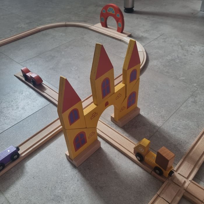 Залізна дорога дерев'яна магнітна дорога