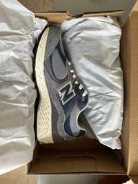 New Balance 2002R GREY