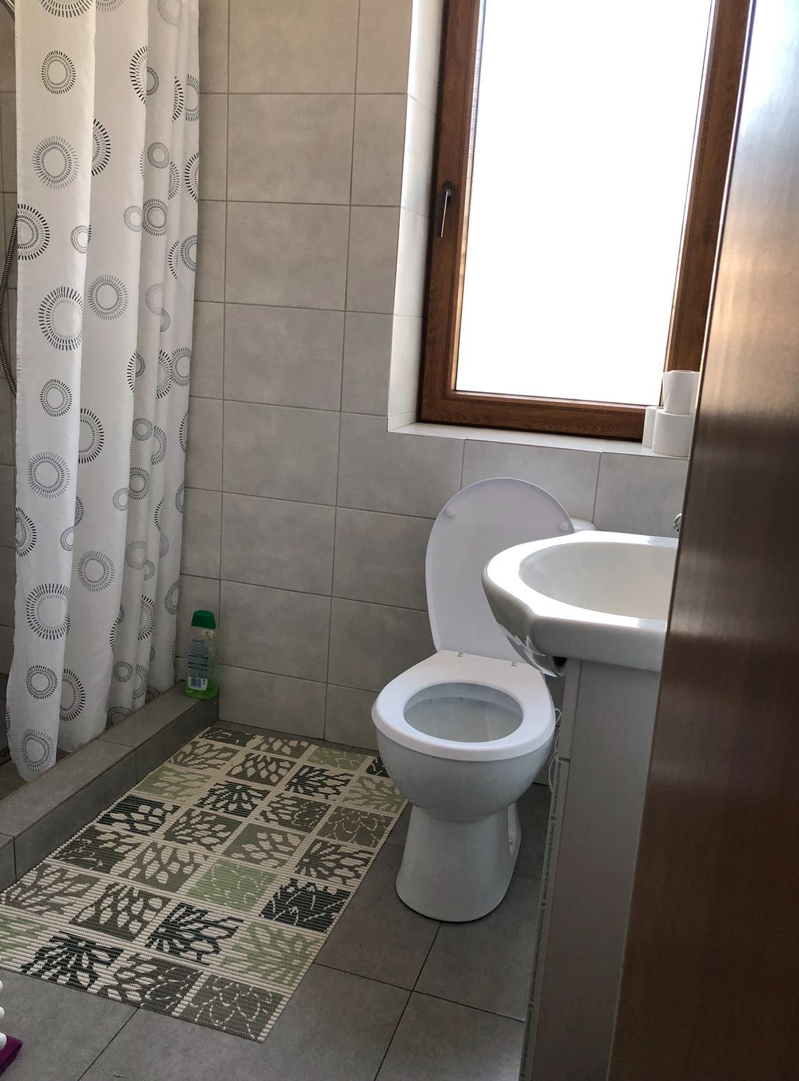 Noclegi dla Firm, kwatery pracownicze  Studio 7 i 3 osobowe z łazienka