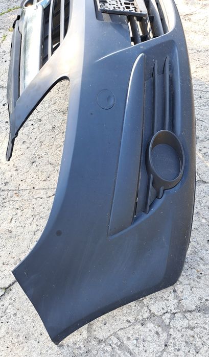 Opel Corsa D Zderzak przedni