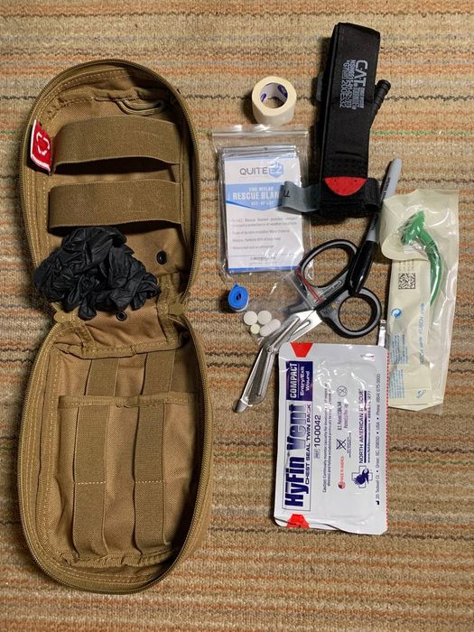 Аптечка.  Війскова