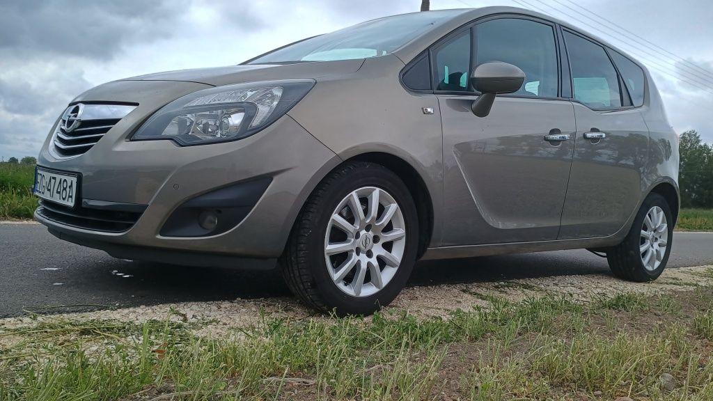 Sprzedam Opel Meriva B 1.7 cdti