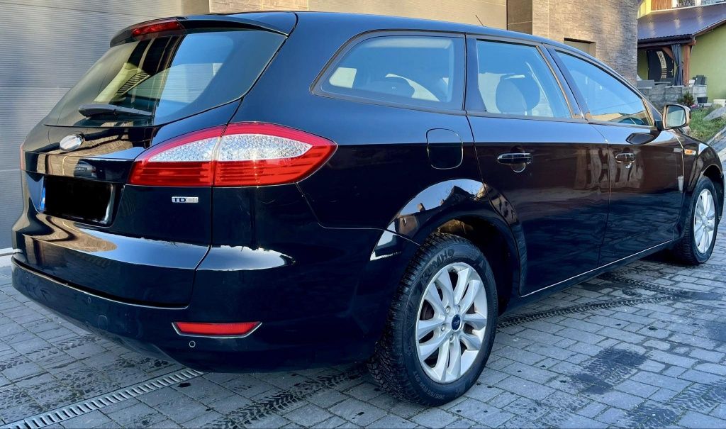 Mondeo 2010r. 2.0tdci automat zadbane. Długie opłaty