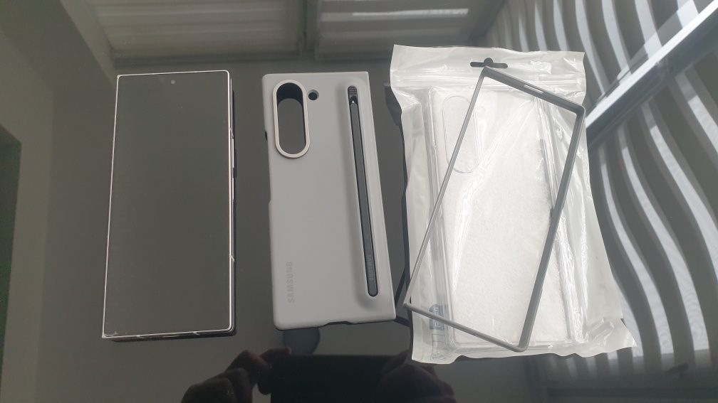 Samsung Z Fold 6 12/256GB Silver Shadow 2 sim