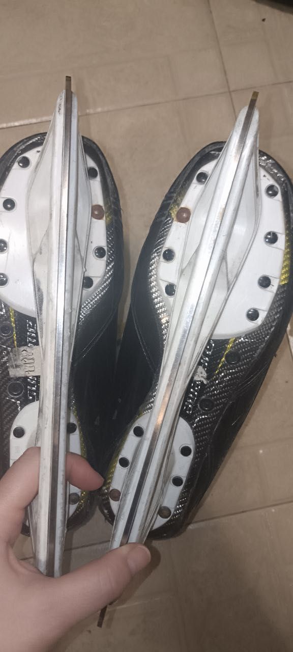Хокей. Ковзани воротаря. Bauer 2S PRO.