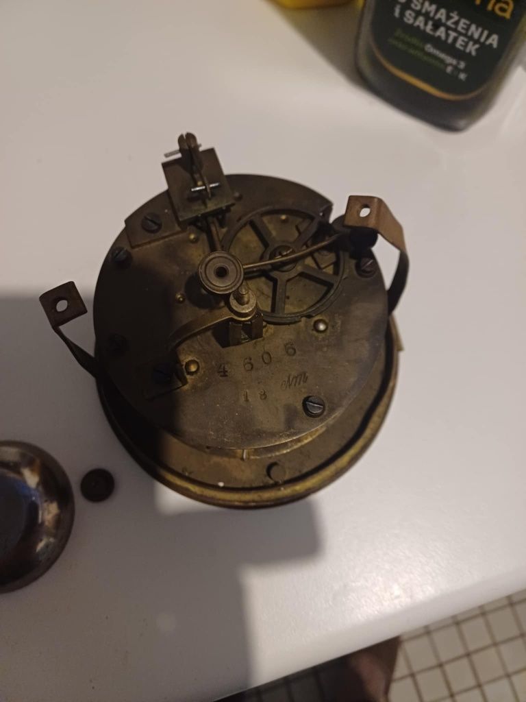 Mechanizm sygnowany Am