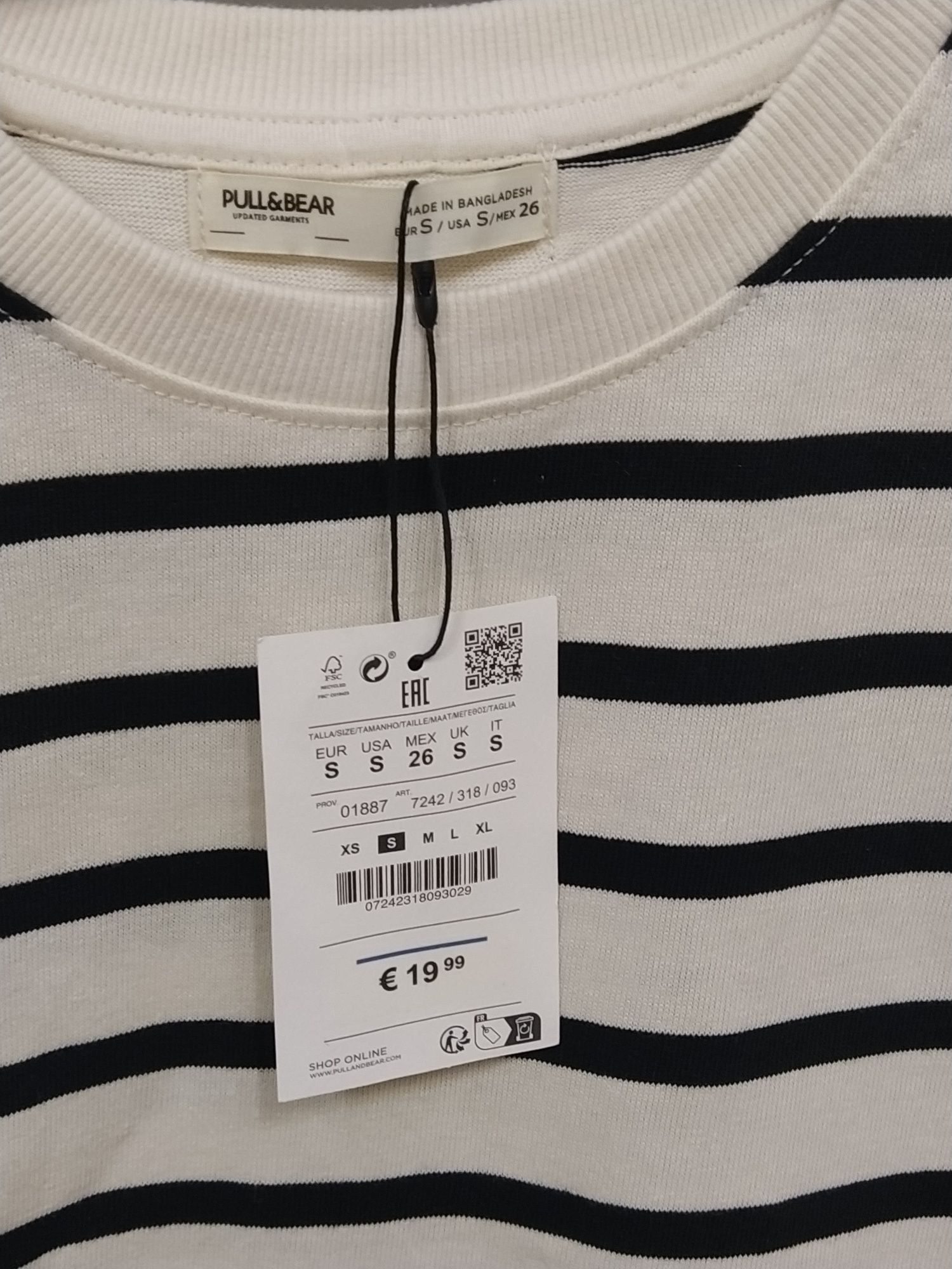 Лонгслів PULL&BЕАR  S/M

Якісний щільний

100% бавовна

В