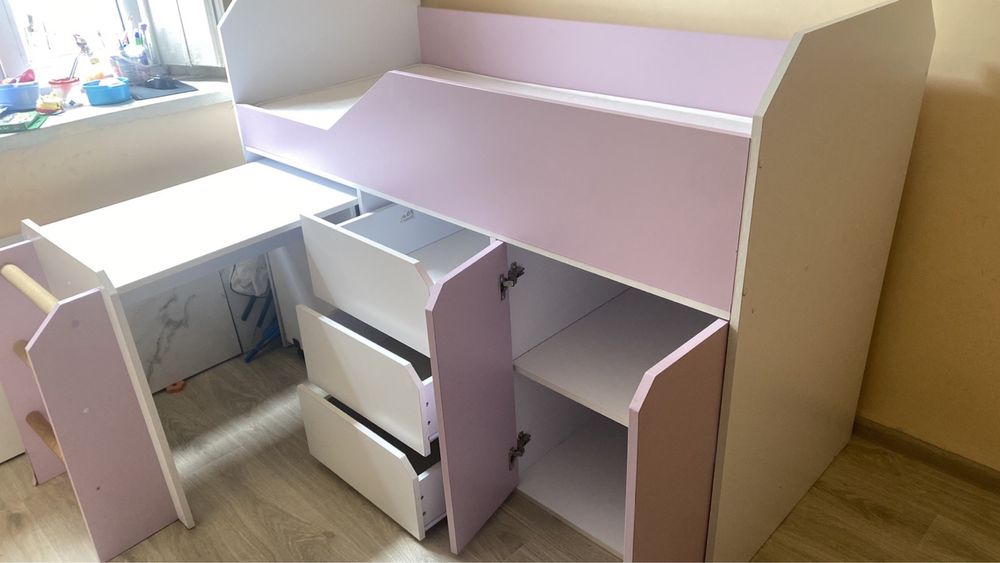 Продам ліжко дитяче з матрасом