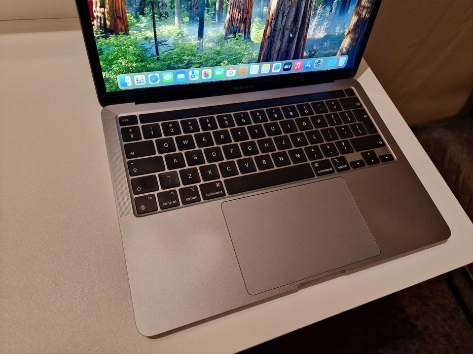 Apple MacBook Pro 13.3" M1 16GB RAM / 256GB macOS 26 -Tahoe / 87 cykli