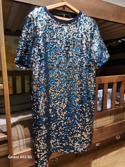 Платье в паетку  бренд Next