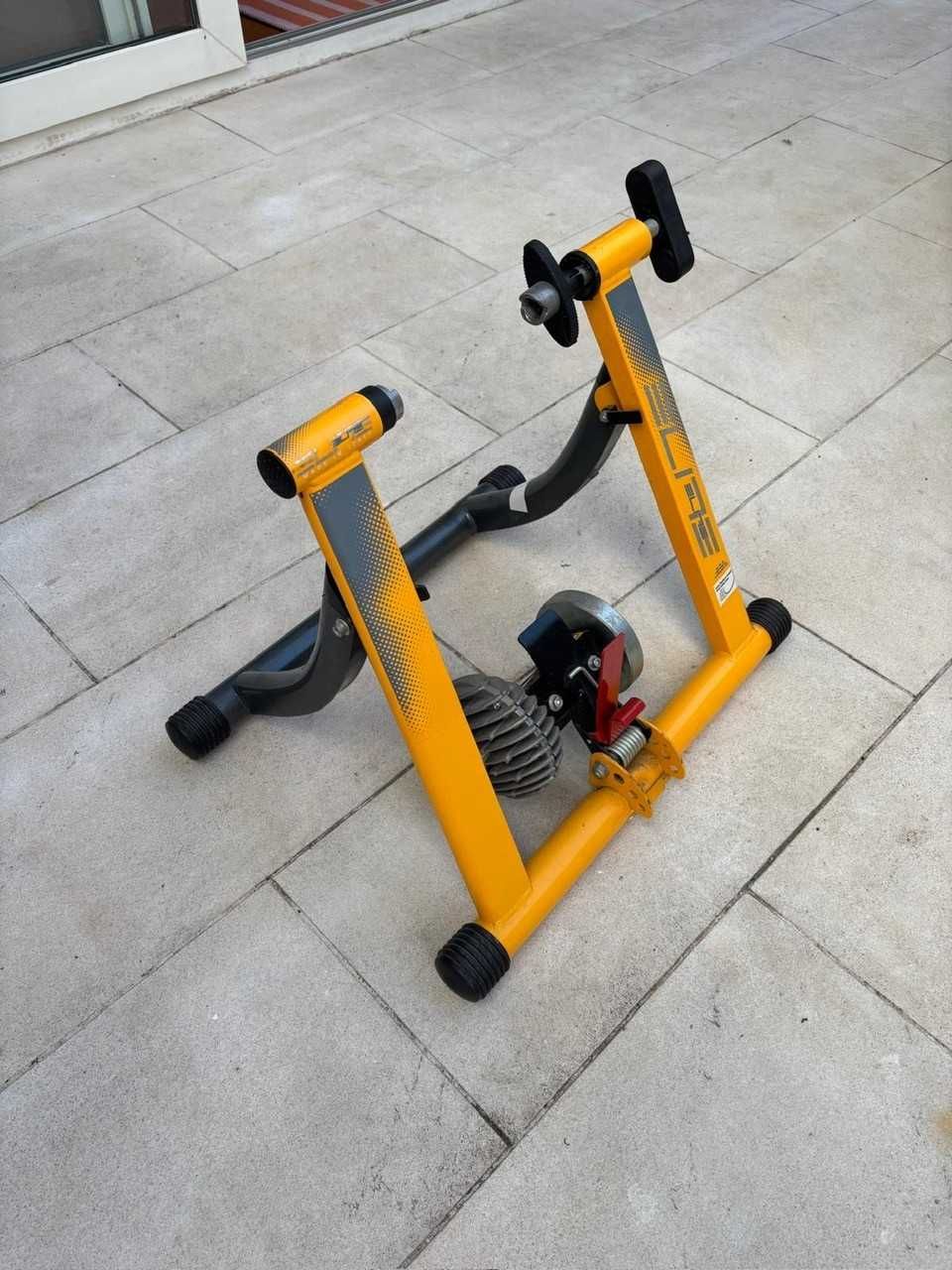 Rolo de Treino para Bicicleta – Usado, em Excelente Estado