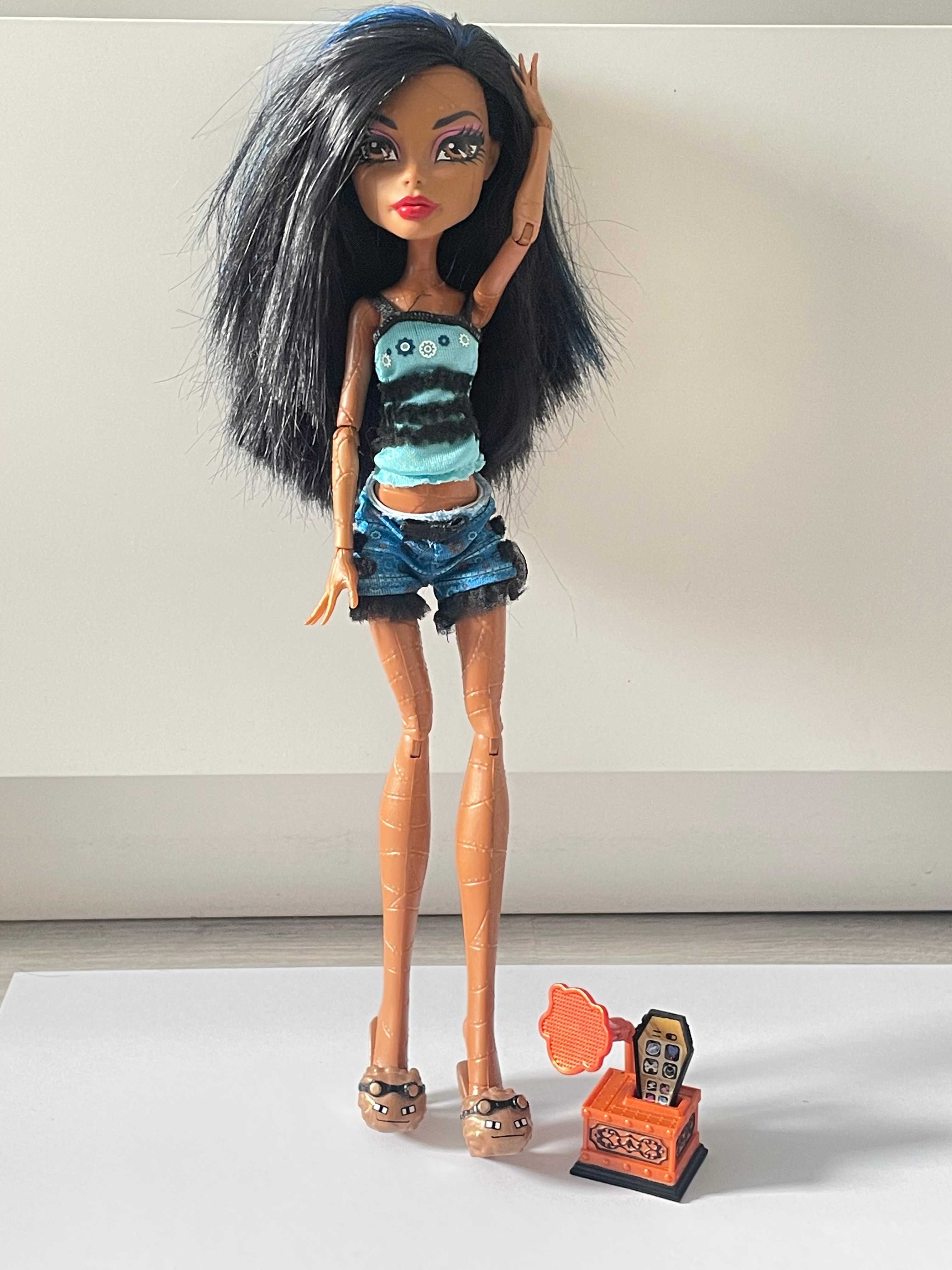 Lalka Monster High - Rebecca Steam