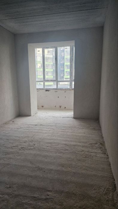 3 к в ЖК Міленіум здана, під ремонт, біля Озера