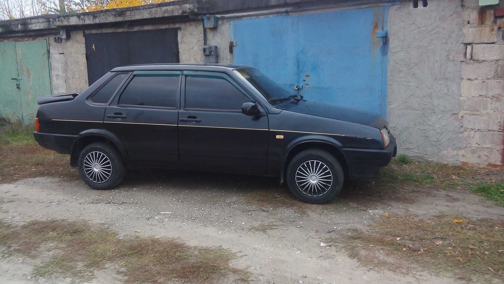 Продам ВАЗ 21099 Black на газу