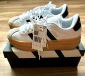 Ténis Adidas VL Court Bold
tamanho 38  EU 
Novas com etiqueta.