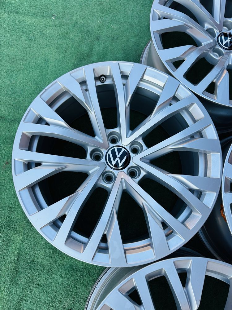 Диски ковані 5/112 R19 VW Touareg Audi Q5 Q7 A6 A7 A8 з датчиками