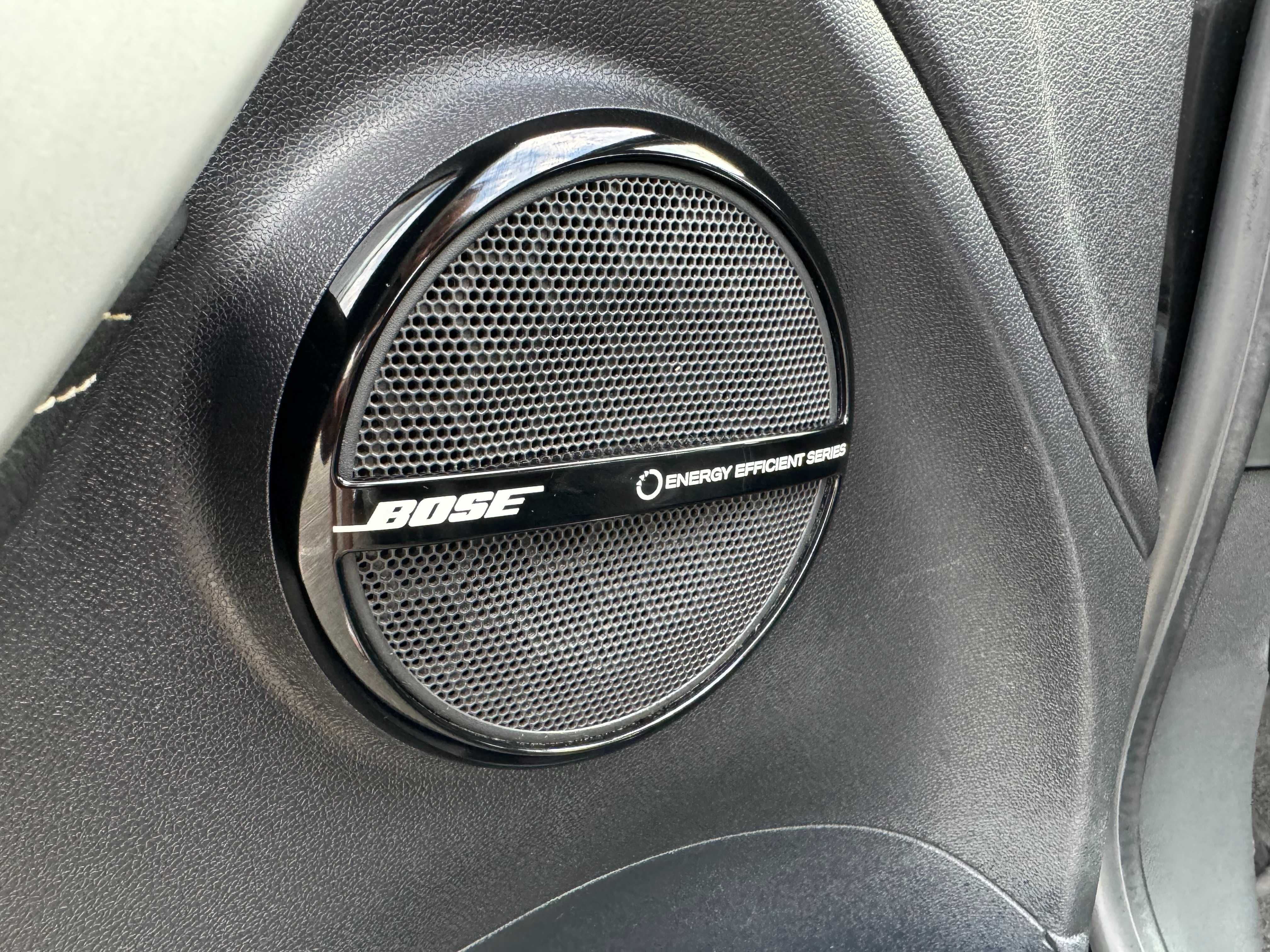 Renault Megane BOSE